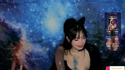Snapshot of electra_stark chatting on 05-10-26, 10:37 Electra Stark online show from 05-10-26, 10:37