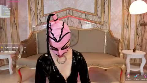 Snapshot of electraraptiss chatting on 11-10-25, 08:52 - online show from 11-10-25, 08:52