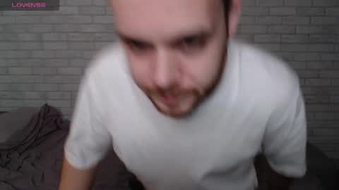 Alex online show from 03-11-26, 05:19