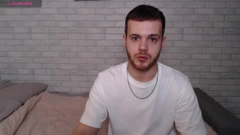 Alex online show from 04-05-26, 05:54