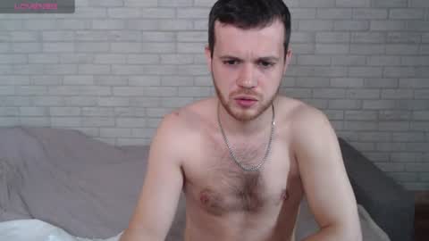 Snapshot of electric_smile chatting on 07-22-26, 09:34 Alex online show from 07-22-26, 09:34