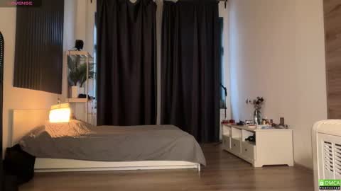 Aleksa online show from 11-23-25, 11:32