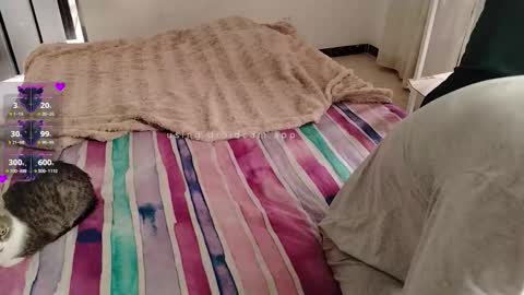 Snapshot of elektra_and_konan_01 chatting on 11-28-25, 01:25 Elektra and Konan online show from 11-28-25, 01:25