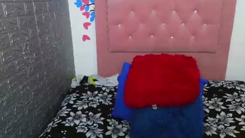 Snapshot of elektra_doll chatting on 06-30-26, 11:39 elektra_doll online show from 06-30-26, 11:39
