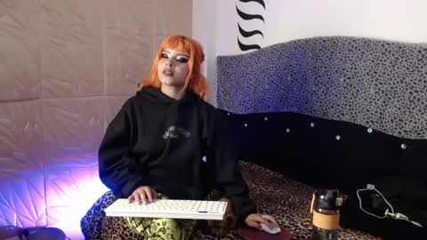 ELEKTRA  hii my birthday is tomorrow but I will celebrate it on Sunday Ill wait for you online show from 01-09-25, 07:29