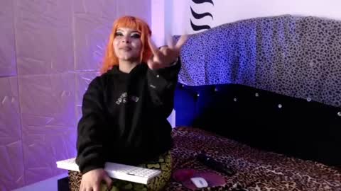 ELEKTRA  hii my birthday is tomorrow but I will celebrate it on Sunday Ill wait for you online show from 01-10-25, 01:32