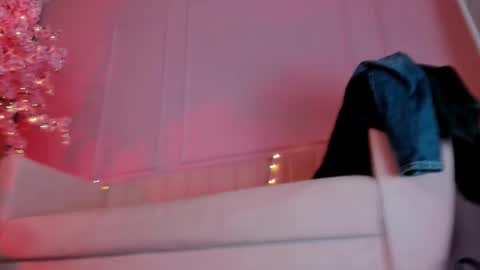 Snapshot of elektranoe chatting on 02-08-25, 04:47 love 3d online show from 02-08-25, 04:47