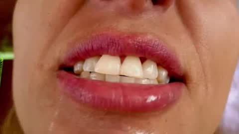 Snapshot of elena_detroya_ chatting on 02-11-26, 01:27 Elena online show from 02-11-26, 01:27