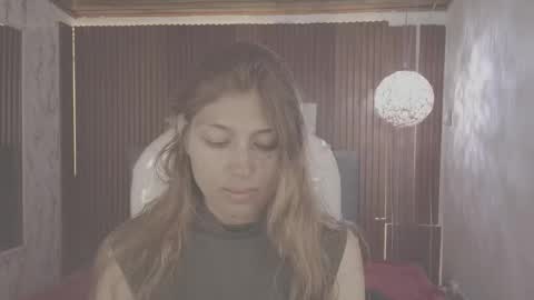 Snapshot of elena_detroya_ chatting on 02-17-26, 12:23 Elena online show from 02-17-26, 12:23