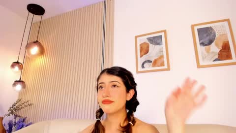 Elena online show from 05-15-26, 11:34