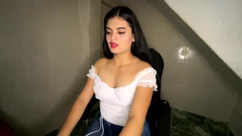 Snapshot of elena_noir chatting on 06-30-26, 09:16 ELENA online show from 06-30-26, 09:16