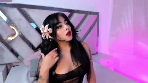 Snapshot of elena_tylor chatting on 06-30-26, 09:05 elena_tylor online show from 06-30-26, 09:05