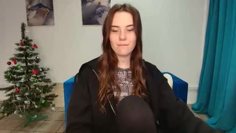 elenaoconar online show from 12-03-25, 10:02