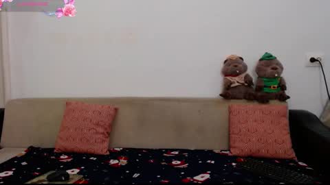 Snapshot of elenatroyy chatting on 10-30-25, 09:26 ElenaTroyy online show from 10-30-25, 09:26