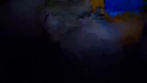 Snapshot of elencher69 chatting on 01-11-26, 05:12 Eric online show from 01-11-26, 05:12