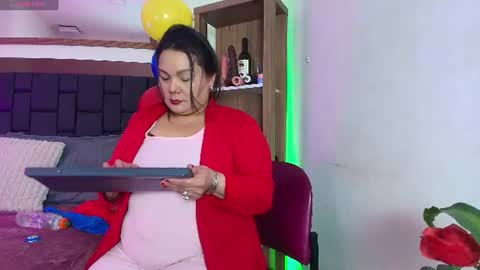 elenna_boobs_ online show from 07-14-26, 03:11