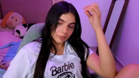 agnes online show from 10-30-25, 08:09