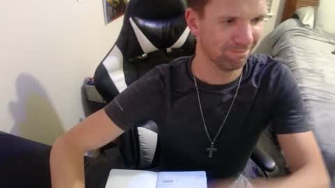 Walker online show from 09-17-25, 06:04