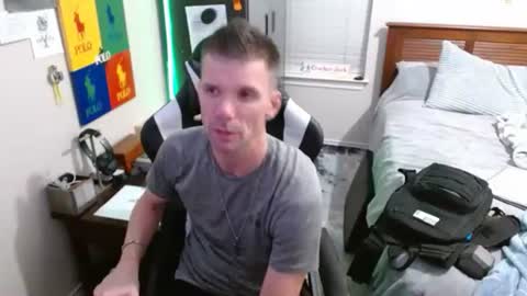 Walker online show from 02-08-26, 04:27