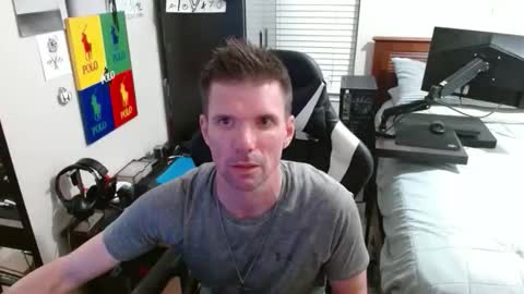 Walker online show from 04-07-26, 01:28