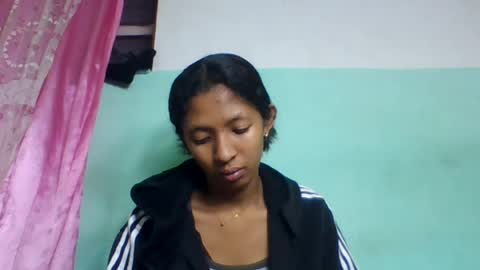 Snapshot of eliah193653 chatting on 07-15-26, 07:57 eliah193653 online show from 07-15-26, 07:57