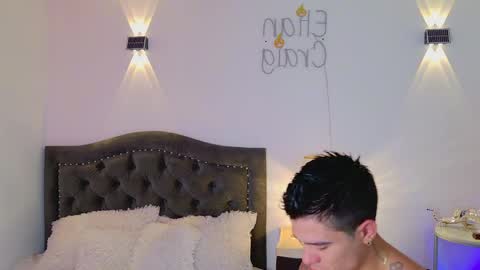 Snapshot of elian_craiggggg chatting on 04-29-26, 01:26 Elian online show from 04-29-26, 01:26