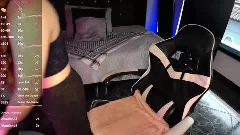 eliana_meaw online show from 06-04-26, 01:06