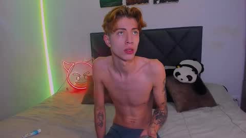 Snapshot of eliann_adam chatting on 02-06-25, 02:26 eliann_adam online show from 02-06-25, 02:26