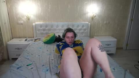 Luna online show from 01-13-26, 03:17