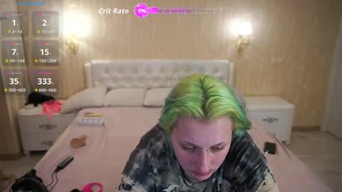 Luna online show from 05-20-26, 04:57