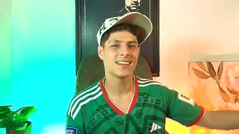 Snapshot of elias_salvatore_ chatting on 06-25-26, 02:32 elias_salvatore_ online show from 06-25-26, 02:32