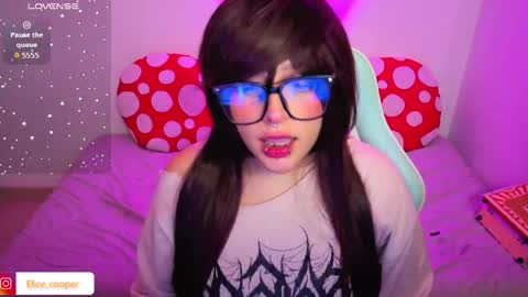 Elice Cooper new account online show from 04-10-26, 06:51