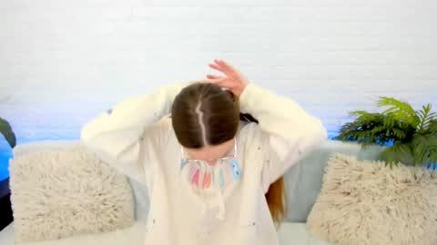 Snapshot of elidream chatting on 02-12-26, 11:49 Eli online show from 02-12-26, 11:49