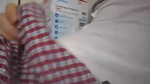 eliexavier123456789 online show from 01-05-25, 07:49