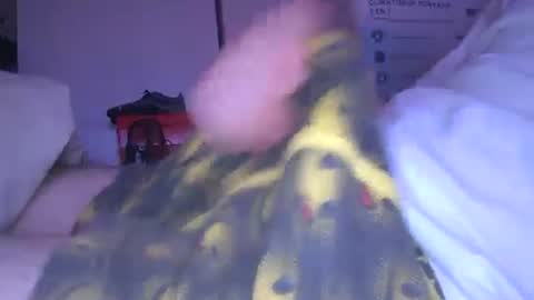 eliexavier123456789 online show from 02-03-25, 05:40