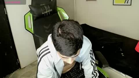 bby-santy online show from 11-24-25, 08:08