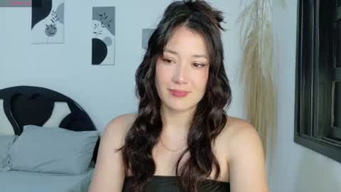 eliiih_ online show from 06-14-26, 08:33