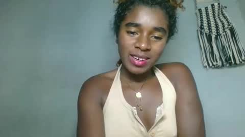 Snapshot of elina981 chatting on 03-06-26, 06:10 elina981 online show from 03-06-26, 06:10