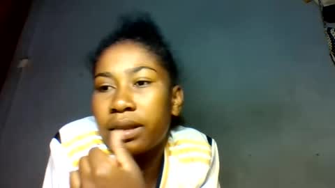 Snapshot of elina981 chatting on 03-21-26, 08:56 elina981 online show from 03-21-26, 08:56