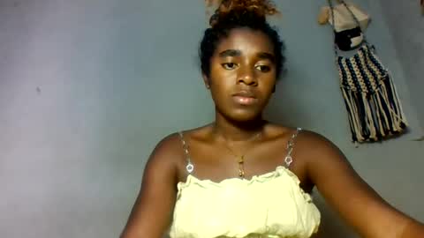 Snapshot of elina981 chatting on 03-24-26, 07:24 elina981 online show from 03-24-26, 07:24