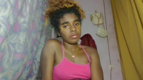 Snapshot of elina981 chatting on 04-07-26, 06:41 elina981 online show from 04-07-26, 06:41