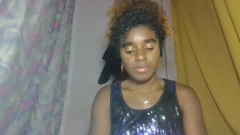 Snapshot of elina981 chatting on 04-12-26, 10:42 elina981 online show from 04-12-26, 10:42