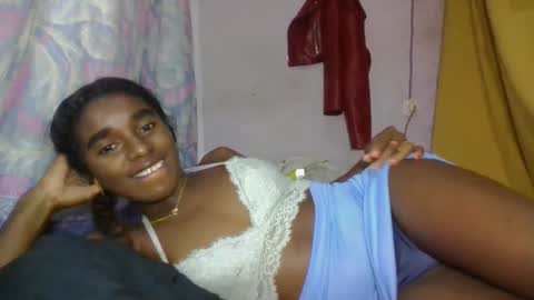 Snapshot of elina981 chatting on 04-14-26, 11:33 elina981 online show from 04-14-26, 11:33