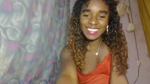 Snapshot of elina981 chatting on 04-19-26, 12:26 elina981 online show from 04-19-26, 12:26