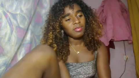 Snapshot of elina981 chatting on 04-22-26, 07:26 elina981 online show from 04-22-26, 07:26