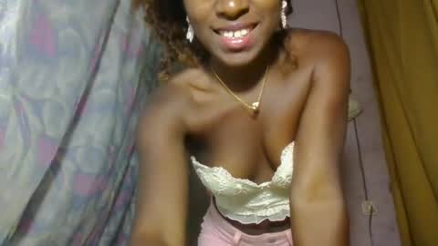 Snapshot of elina981 chatting on 04-25-26, 02:25 elina981 online show from 04-25-26, 02:25