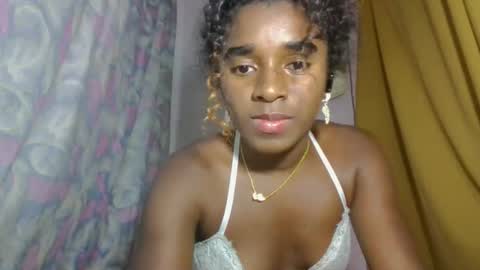 Snapshot of elina981 chatting on 04-26-26, 09:34 elina981 online show from 04-26-26, 09:34
