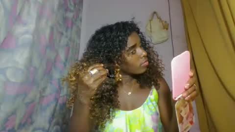 Snapshot of elina981 chatting on 04-27-26, 10:19 elina981 online show from 04-27-26, 10:19