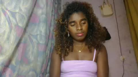 Snapshot of elina981 chatting on 05-07-26, 07:08 elina981 online show from 05-07-26, 07:08