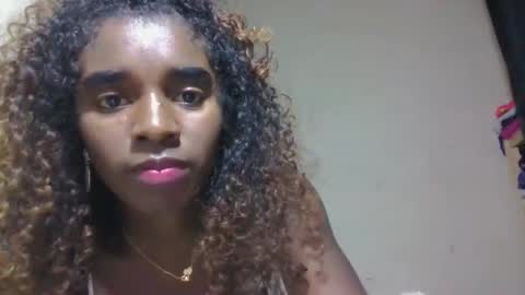 Snapshot of elina981 chatting on 05-21-26, 08:49 elina981 online show from 05-21-26, 08:49